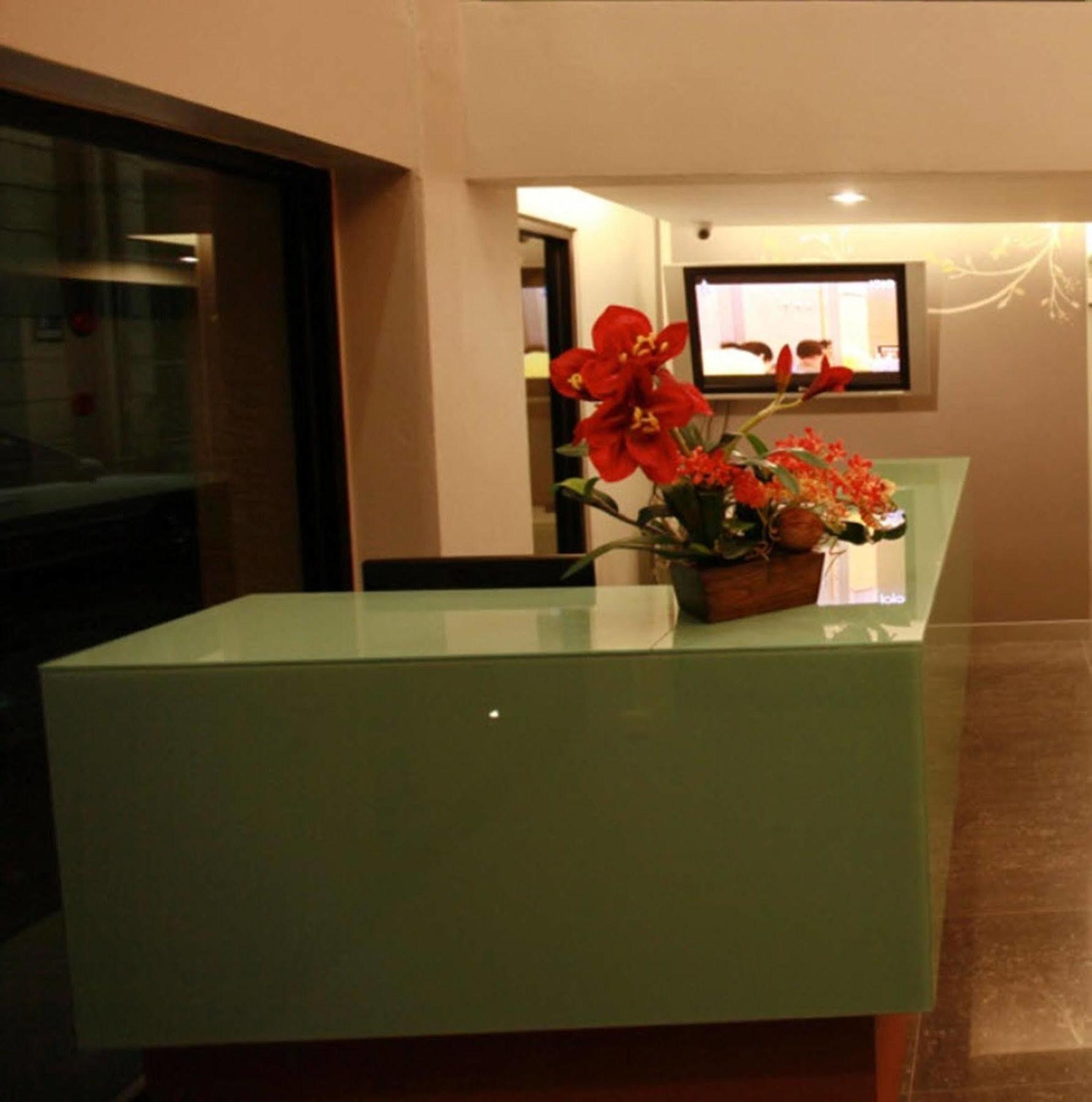 The Bangkok Major Suite Luaran gambar