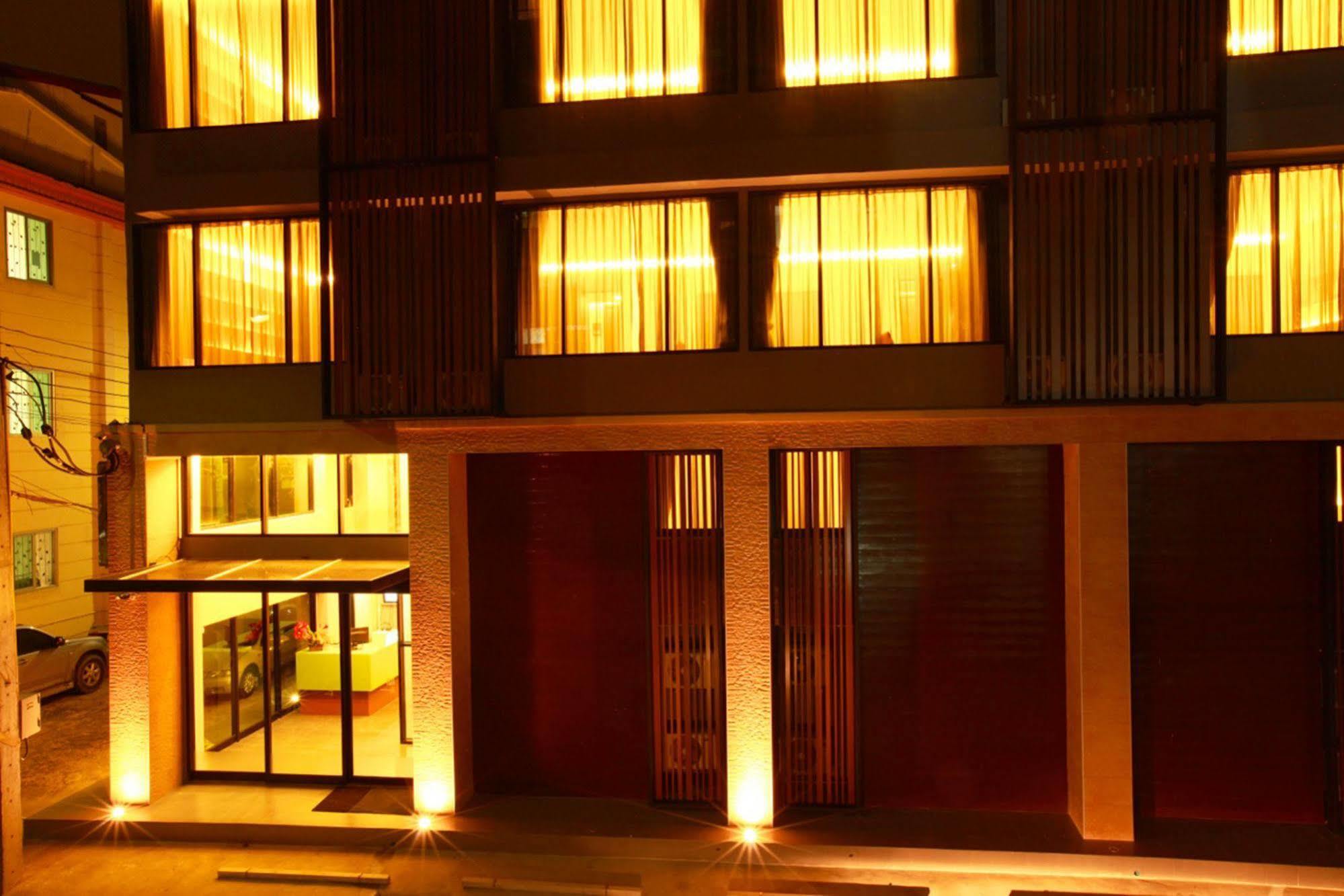 The Bangkok Major Suite Luaran gambar